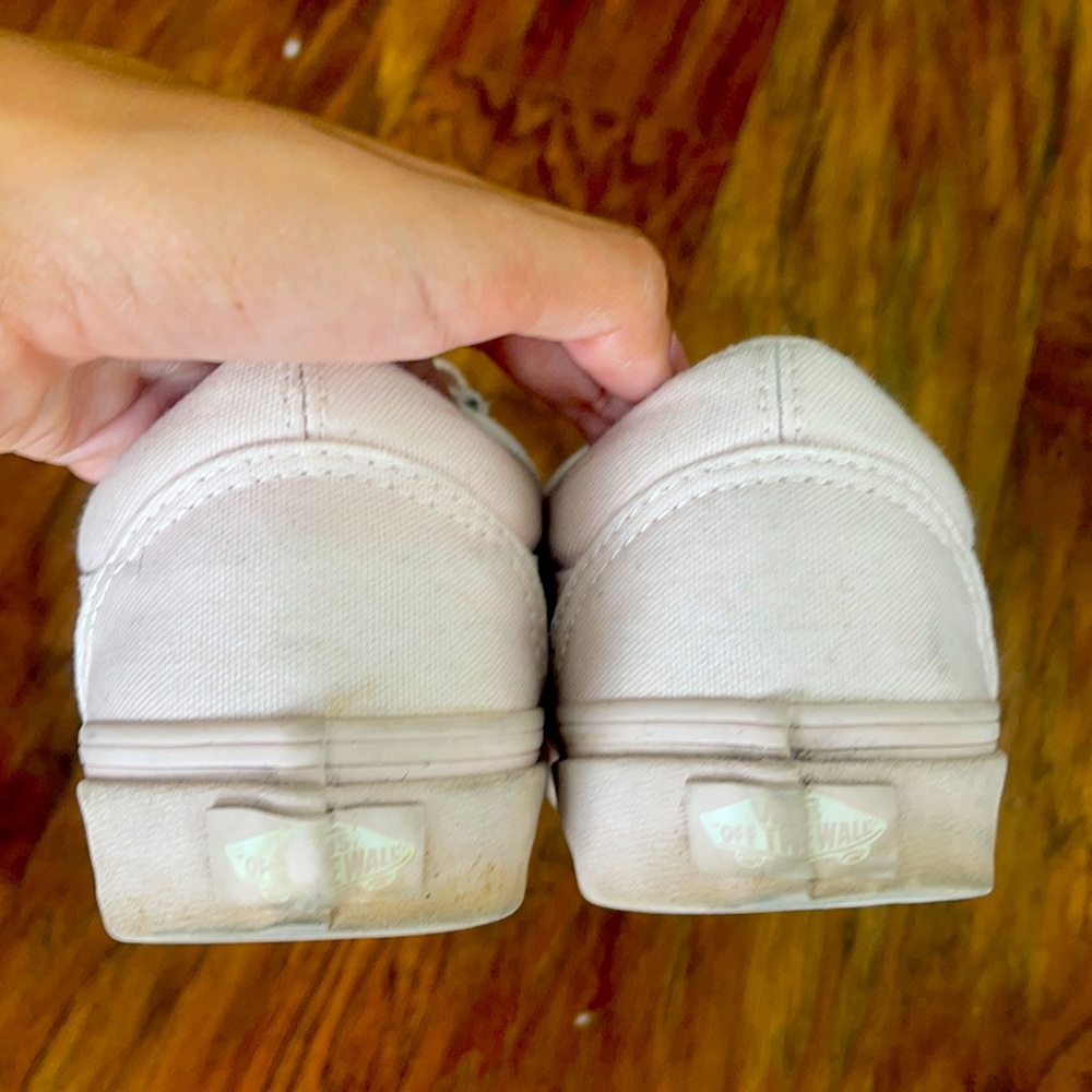 Vans - Picture 3 of 5